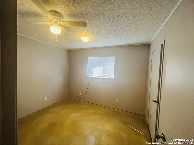 Image 14 of 16 For 222 Redbud Ln A