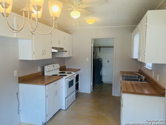 Image 8 of 16 For 222 Redbud Ln A