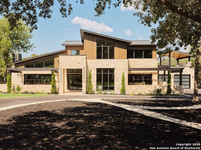 Details for 353 Lakeview Blvd, New Braunfels, TX 78130