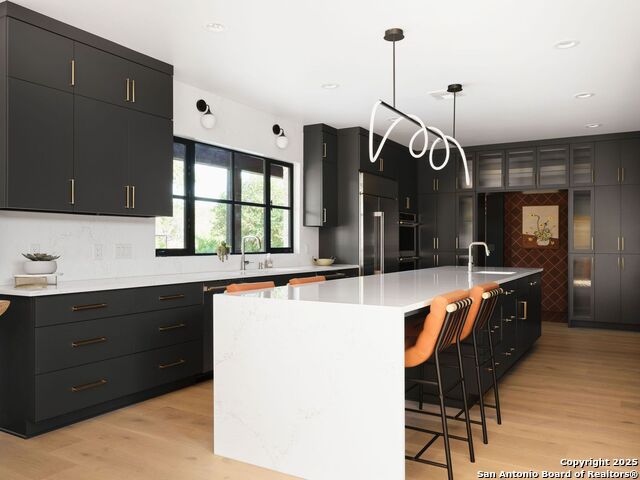 Image 16 of 59 For 353 Lakeview Blvd