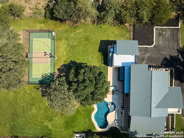 Image 2 of 59 For 353 Lakeview Blvd