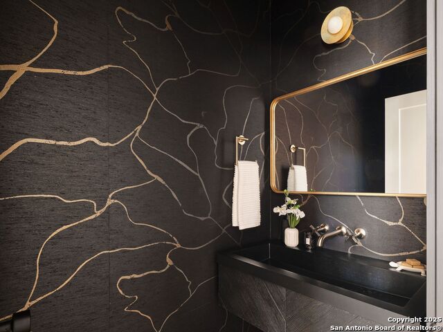 Image 24 of 59 For 353 Lakeview Blvd