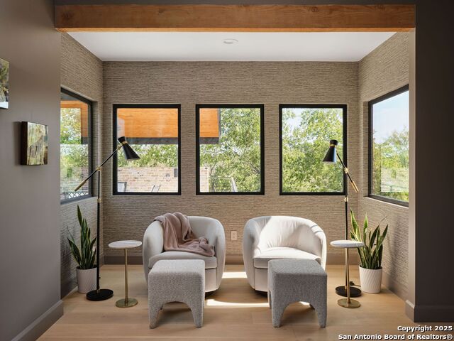 Image 29 of 59 For 353 Lakeview Blvd