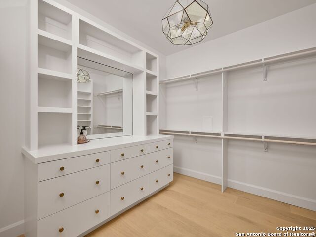 Image 35 of 59 For 353 Lakeview Blvd