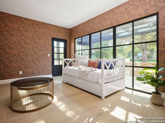 Image 38 of 59 For 353 Lakeview Blvd