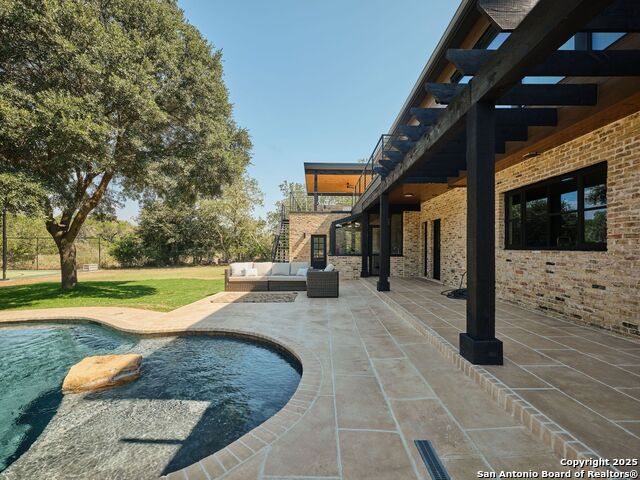 Image 47 of 59 For 353 Lakeview Blvd