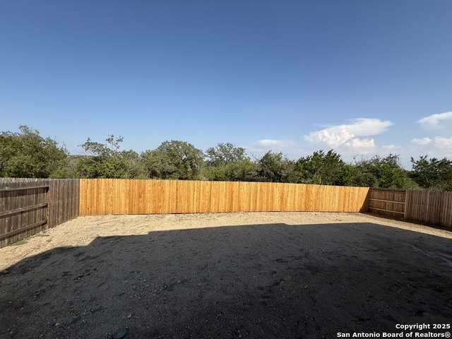 Image 18 of 33 For 423 Glenwood Ranch