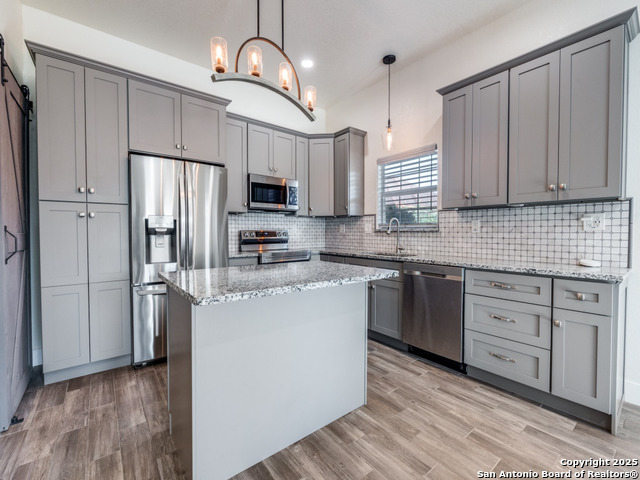 Image 12 of 40 For 223 River Park