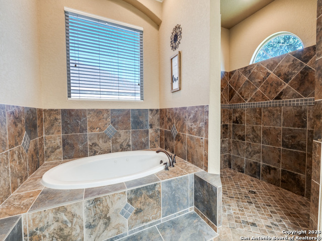 Image 22 of 40 For 223 River Park