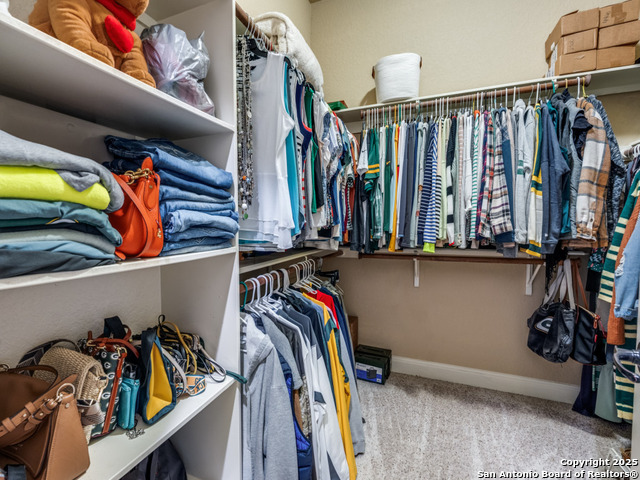 Image 23 of 40 For 223 River Park