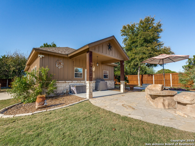 Image 39 of 40 For 223 River Park