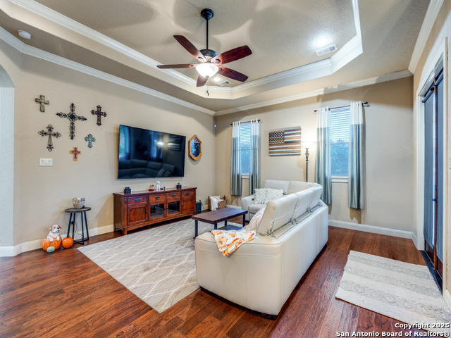 Image 9 of 40 For 223 River Park