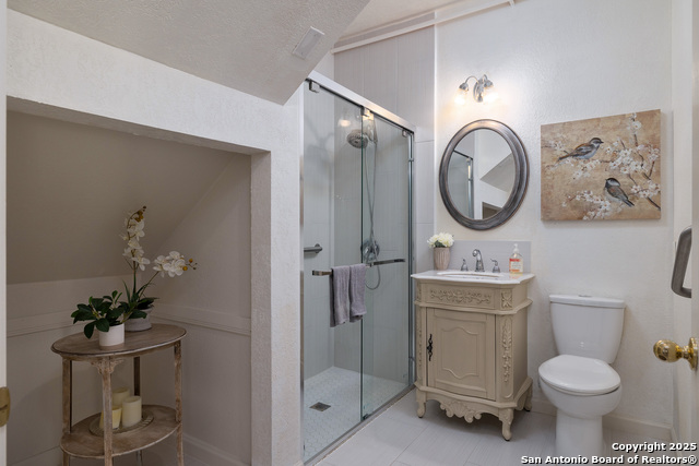 Image 10 of 35 For 507 Catanbo Ct