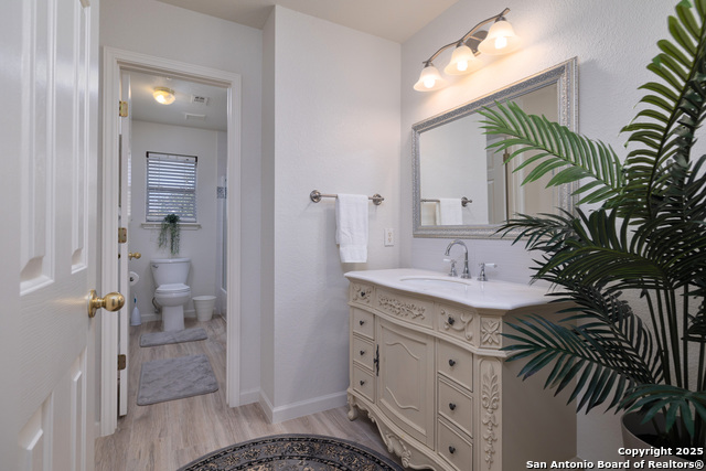 Image 30 of 35 For 507 Catanbo Ct