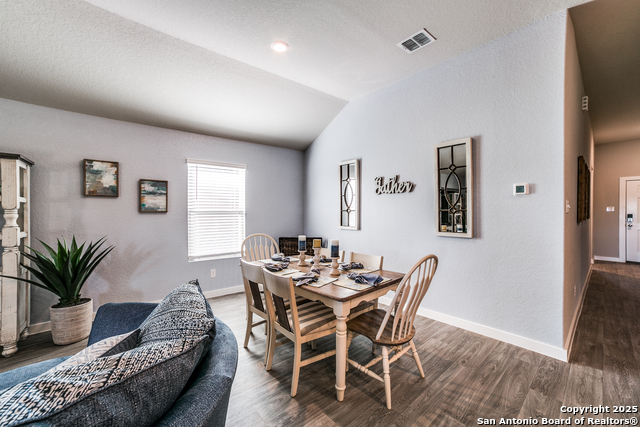 Image 9 of 26 For 6826 Diamond Vly