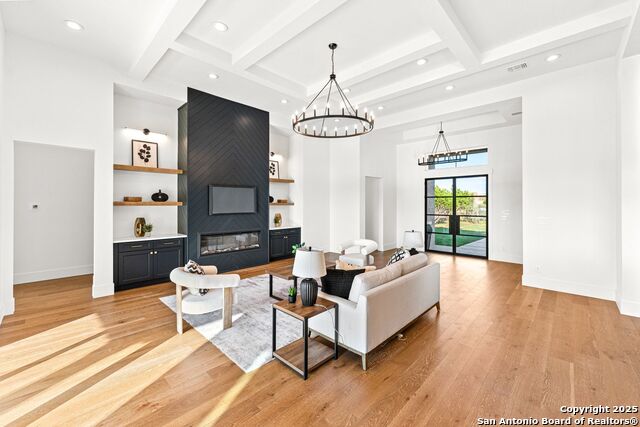 Image 6 of 54 For 1202 Cielo Rio Dr