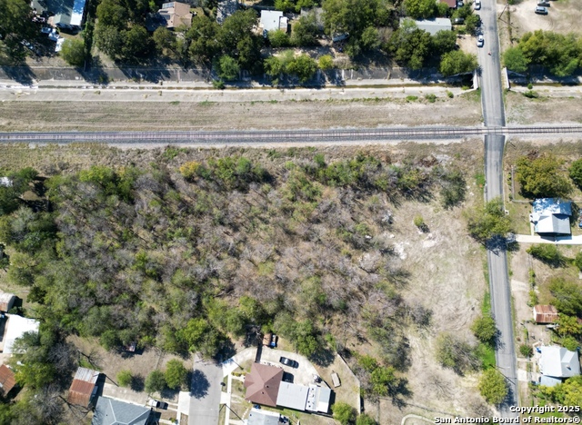 Image 4 of 17 For 212 Mcmullen