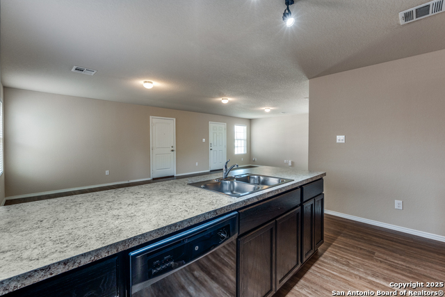 Image 11 of 24 For 5102 Everett Loop