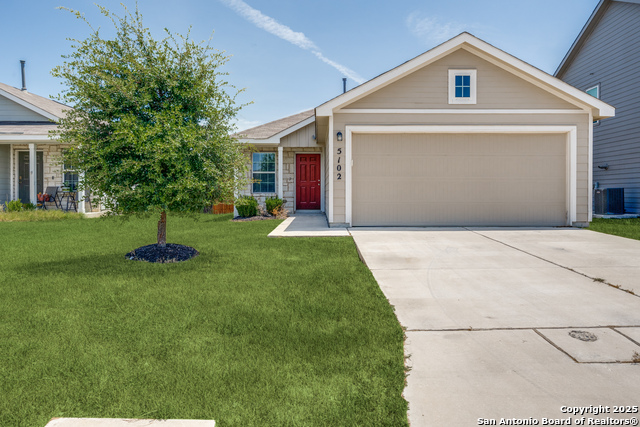 Image 2 of 24 For 5102 Everett Loop