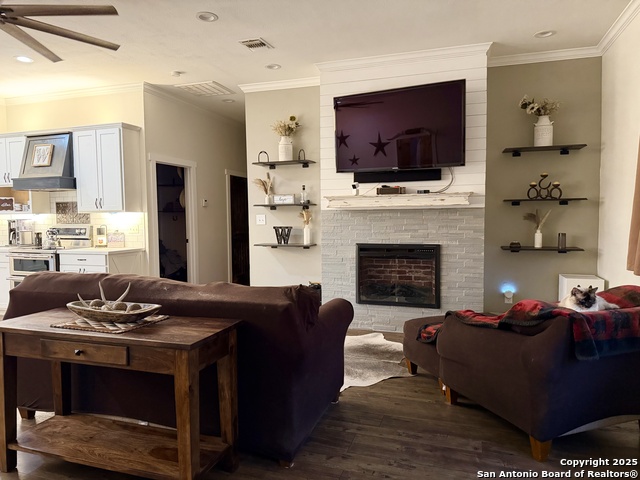 Image 2 of 23 For 224 County Road 789