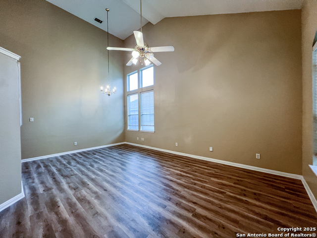 Image 5 of 25 For 340 Meadow  