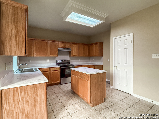 Image 7 of 25 For 340 Meadow  