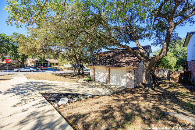 Image 4 of 40 For 7203 Faros Ct