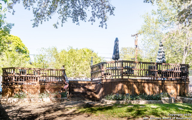 Image 18 of 20 For 2815 Gainesborough