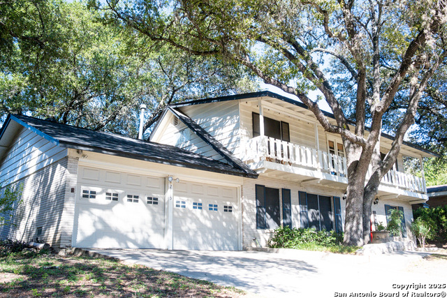 Image 2 of 20 For 2815 Gainesborough