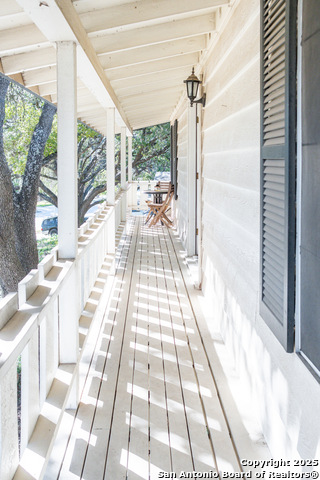 Image 3 of 20 For 2815 Gainesborough