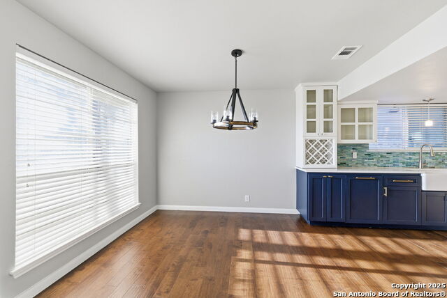 Image 14 of 33 For 14311 Ambleside