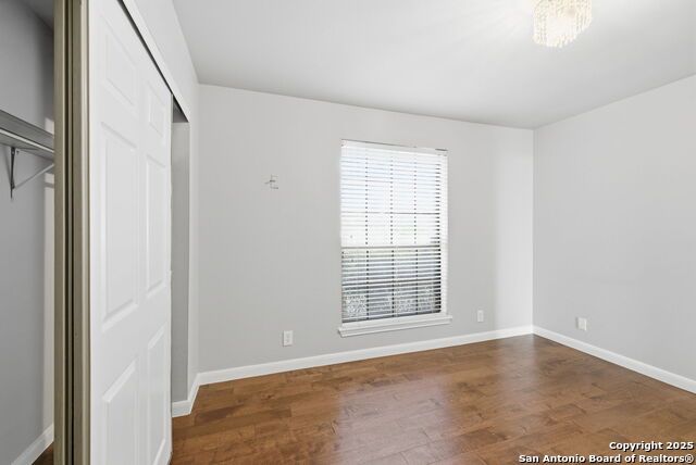 Image 22 of 33 For 14311 Ambleside