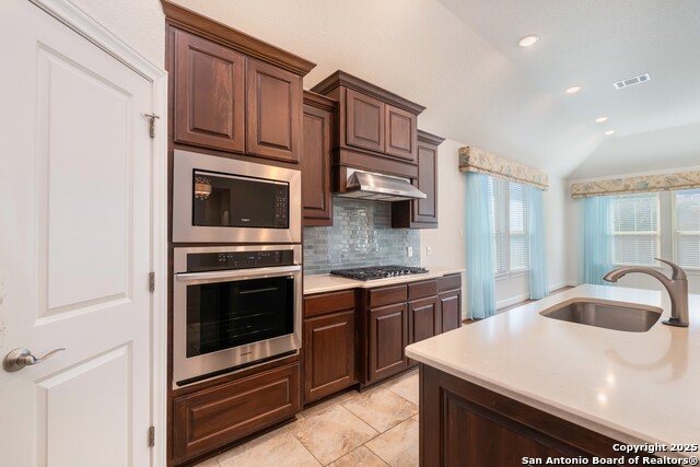 Image 11 of 37 For 1053 Carriage Loop