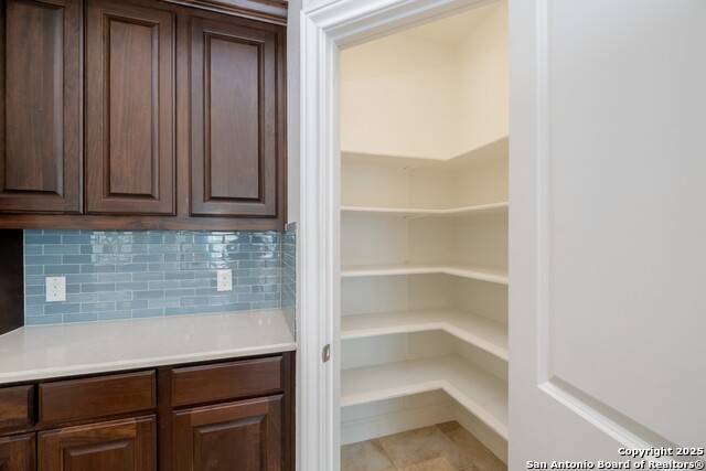 Image 13 of 37 For 1053 Carriage Loop