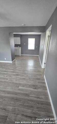 Image 15 of 18 For 1040 Clower