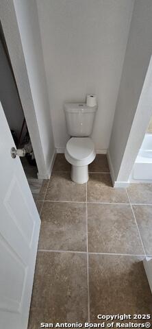 Image 9 of 18 For 1040 Clower