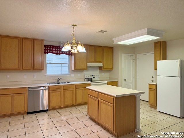 Image 10 of 24 For 115 Adelaide Oaks