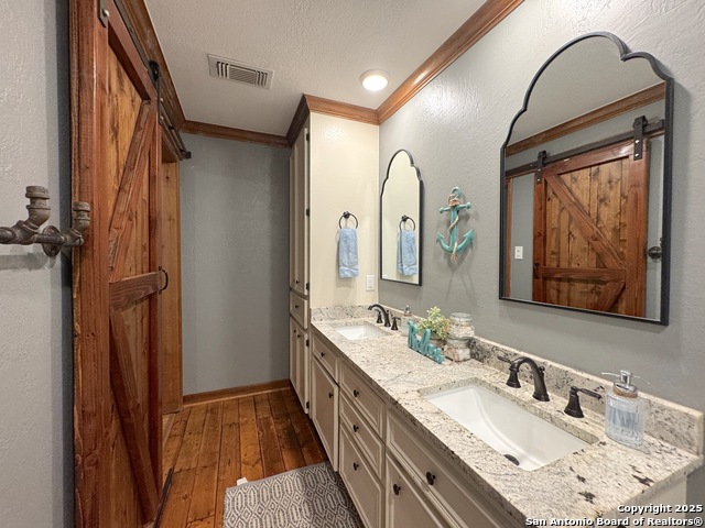 Image 37 of 44 For 104 Canteen  