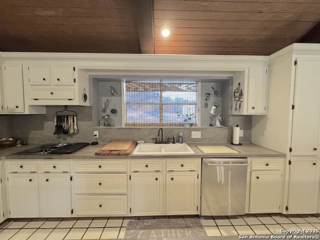 Image 41 of 44 For 104 Canteen  