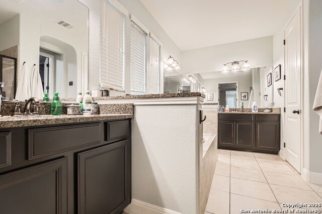 Image 18 of 32 For 3814 Sweet Olive