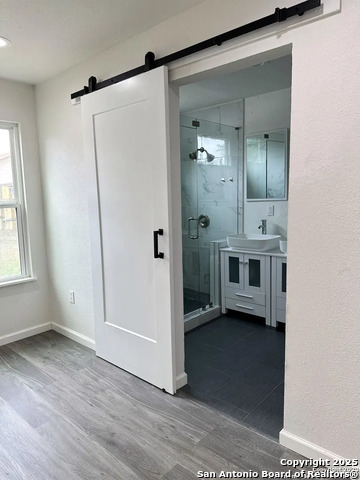 Image 3 of 5 For 9427 Valley Ridge