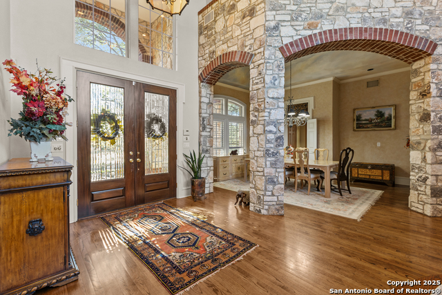 Listing photo id 9 for 8040 Rolling Acres Trail