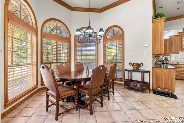 Listing photo id 13 for 8040 Rolling Acres Trail