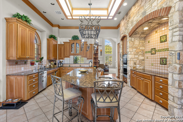 Listing photo id 15 for 8040 Rolling Acres Trail