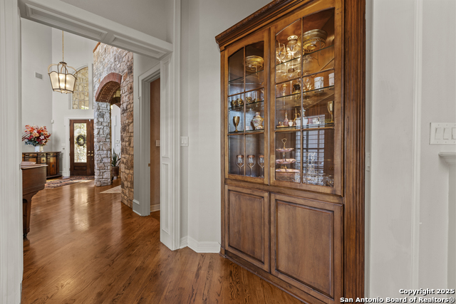 Listing photo id 21 for 8040 Rolling Acres Trail