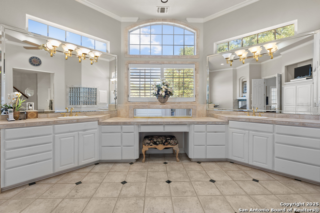 Listing photo id 26 for 8040 Rolling Acres Trail