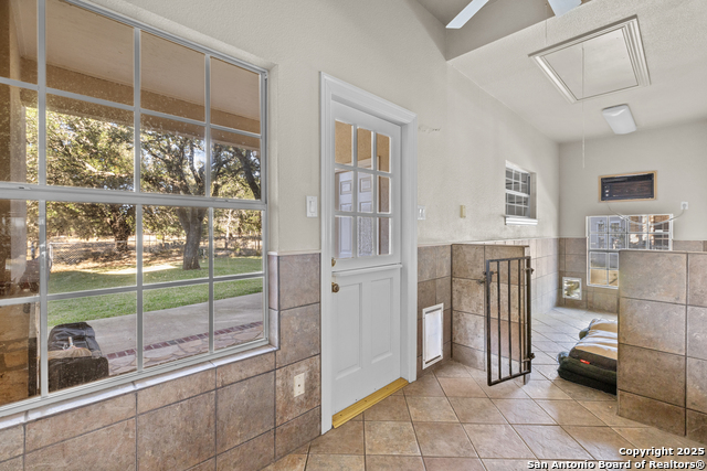 Listing photo id 37 for 8040 Rolling Acres Trail