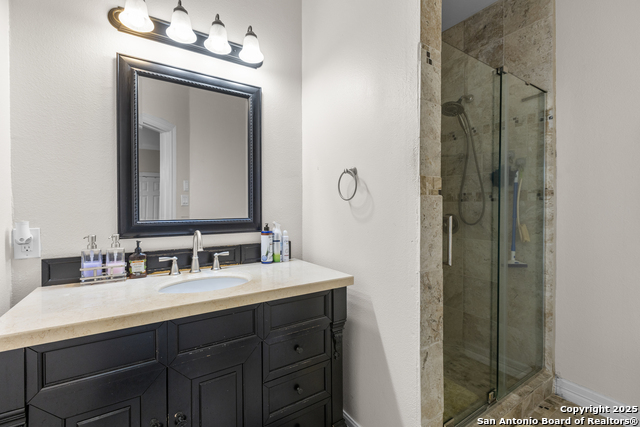 Listing photo id 44 for 8040 Rolling Acres Trail