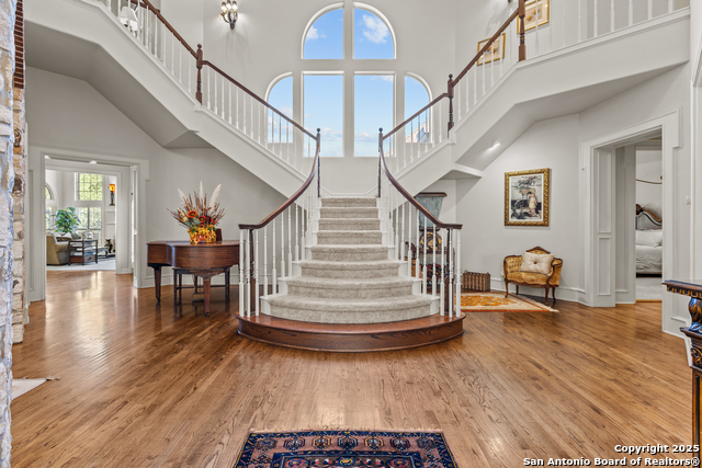 Listing photo id 7 for 8040 Rolling Acres Trail