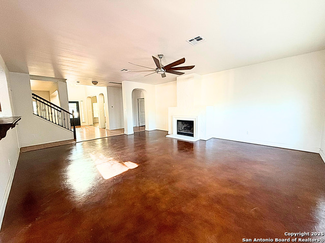 Listing photo id 8 for 600 Bella Vista Circle